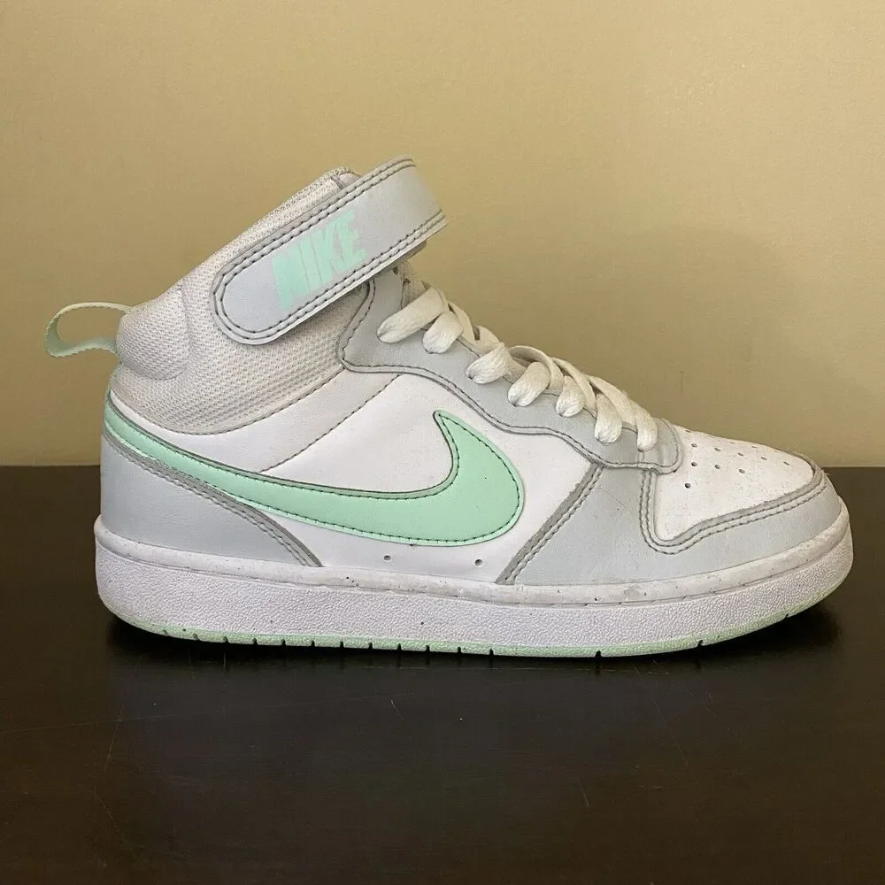 Nike Unisex-Child Sports Three Quarter High‎ Shoes - Picture 3 of 7